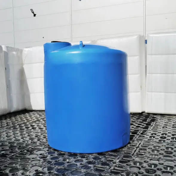 Емкость TOR 5000л под плотность до 1.5 г/см3 с откидной крышкой синяя