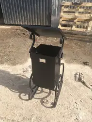 Уличная урна для мусора «Валюта»