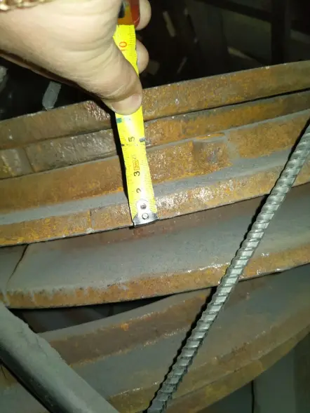 Люк колодезный в сборке