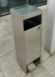 Урна-пепельница Симферополь, 300х300х998 мм, шлифованная, с емкостью 50 л